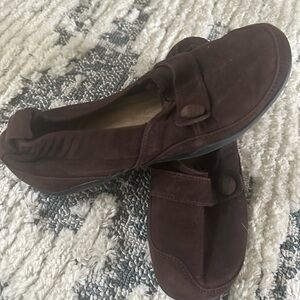 Brushed Leather Dansko